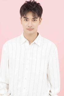 隋义伟演员照片,光影之间，演绎人生百态